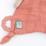 Doudou attache-tétine girafe - Sous mon baobab - moulin roty - l'atelier des belettes