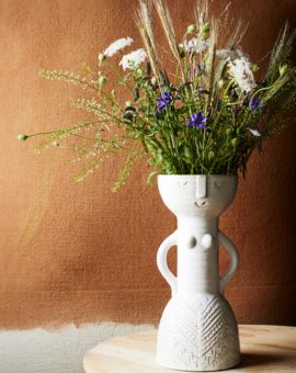 Vase en grès beige – Madam Stoltz